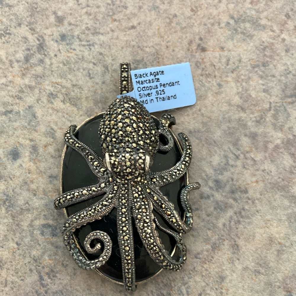 MARCS Black and Silver Octopus Accents